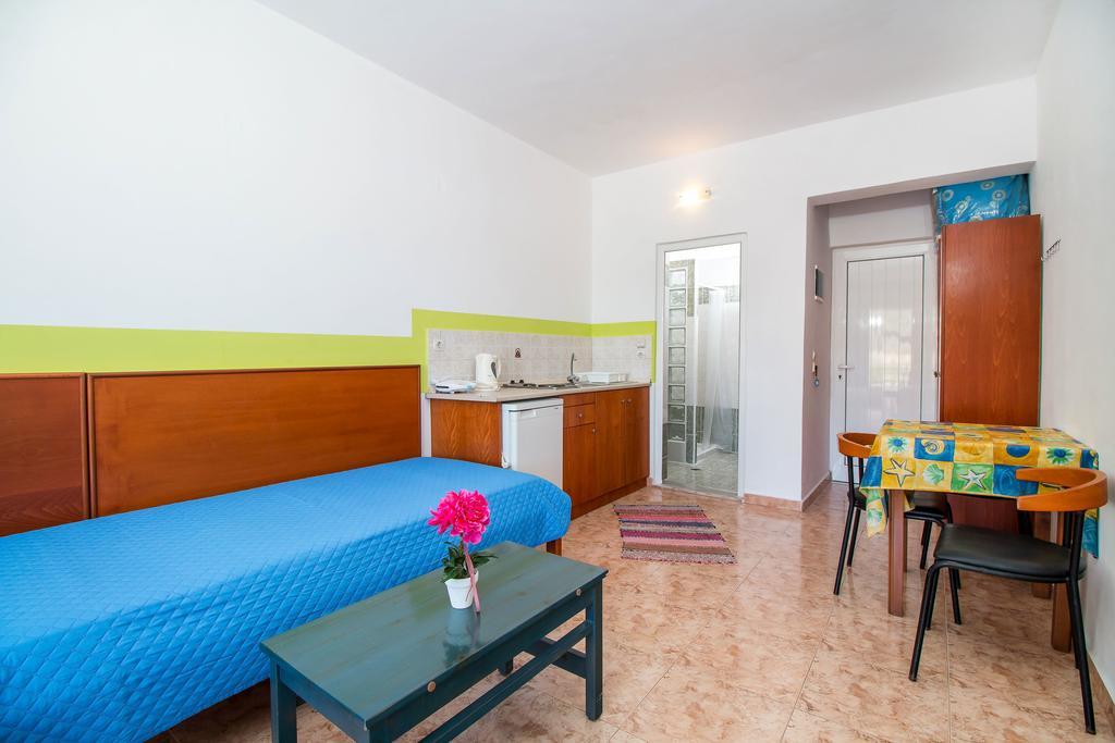 Mosaic Gardens Apartment Faliraki Exterior photo